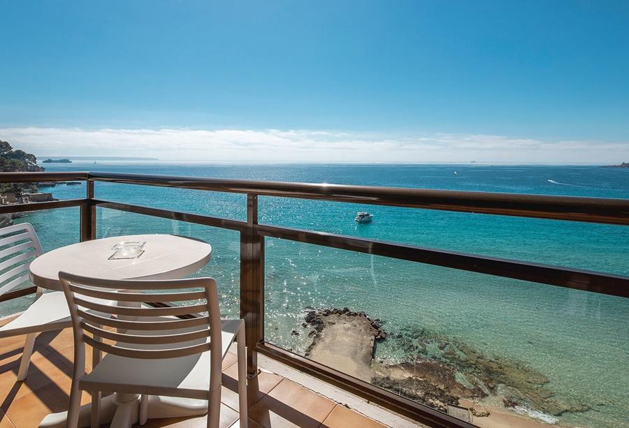 Hotel Be Live Adults Only Marivent Palma de Mallorca Luaran gambar Balcony view of the sea