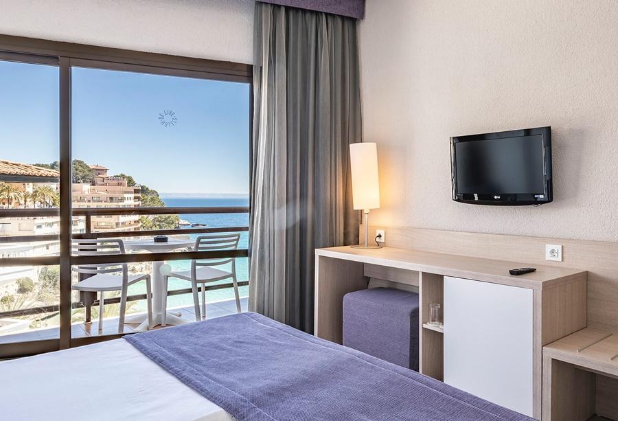 Hotel Be Live Adults Only Marivent Palma de Mallorca Luaran gambar Room at Hotel Meliá Palma