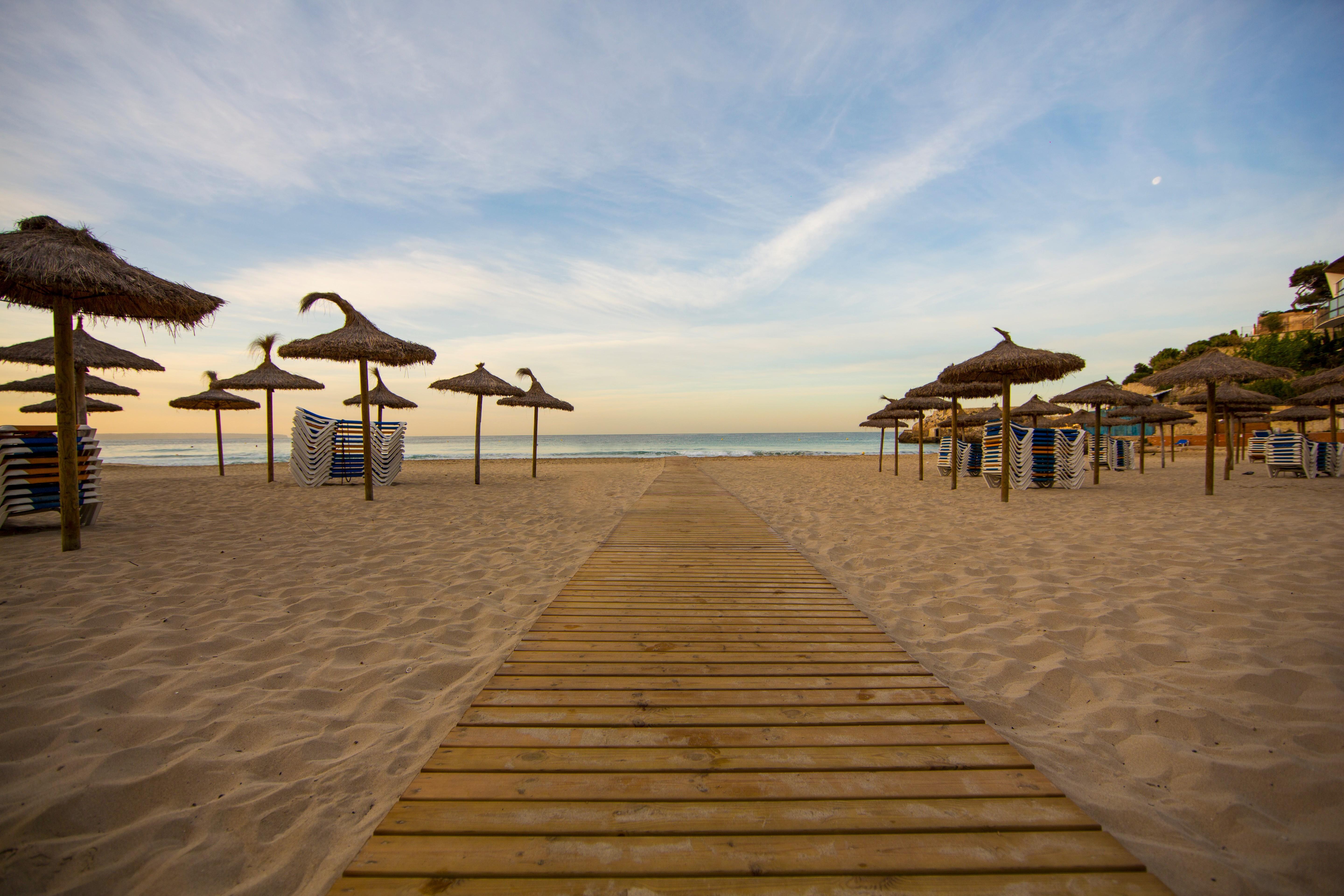 Hotel Be Live Adults Only Marivent Palma de Mallorca Luaran gambar The beach of Cala de la Pineda