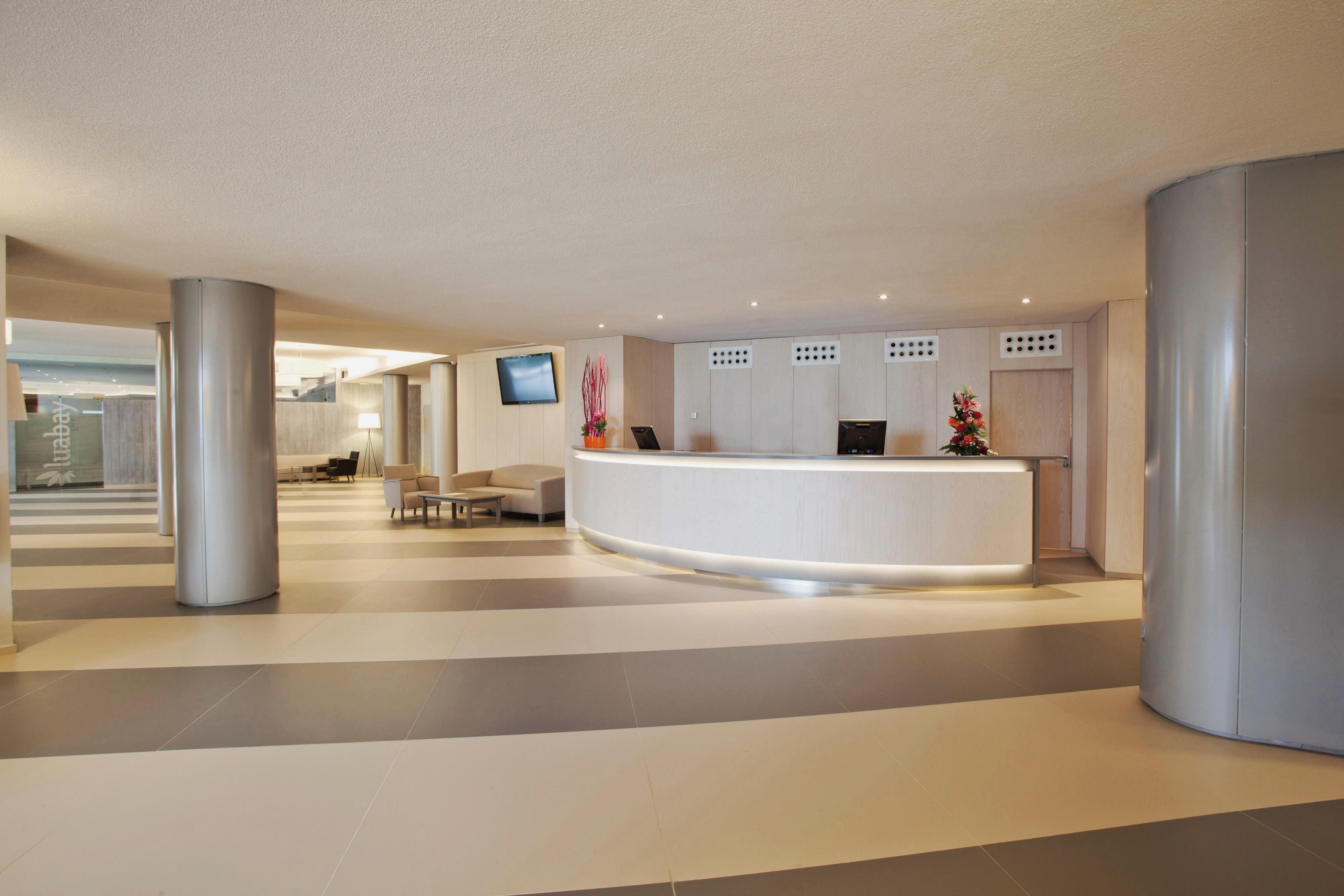 Hotel Be Live Adults Only Marivent Palma de Mallorca Luaran gambar Reception